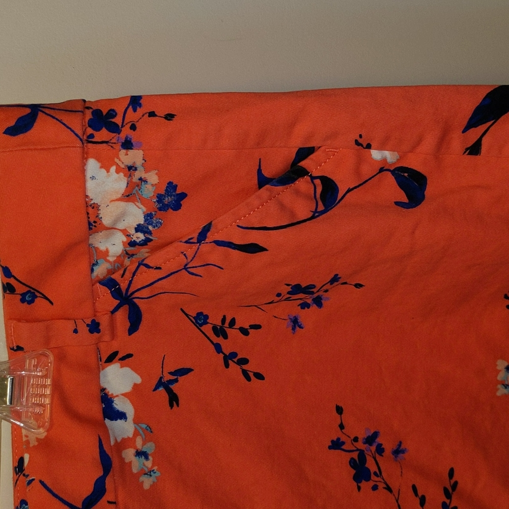 Boutique Midi Women's Size 20W Cotton Blend Floral Print Shorts - Picture 2 of 9